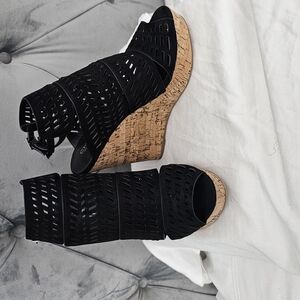 Chic Black Wedge Sandals